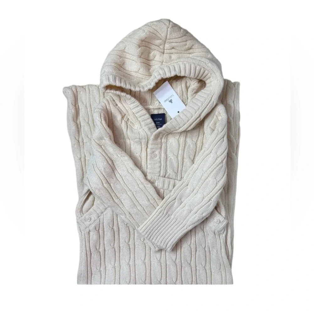 Baby Gap Sweater Sack. New with tags. Size 6-12 Months